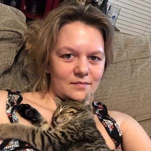 Meet your Posher, Camila